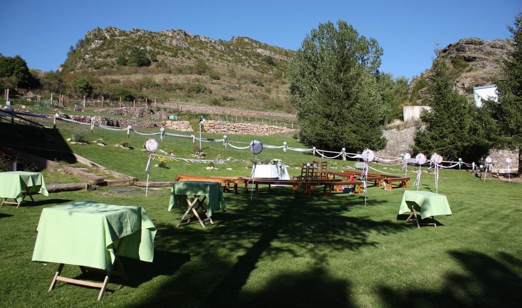 La Closa Vandrarhem Castellar De N'Hug Exteriör bild