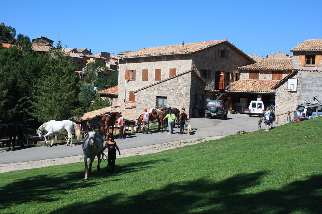 La Closa Vandrarhem Castellar De N'Hug Exteriör bild