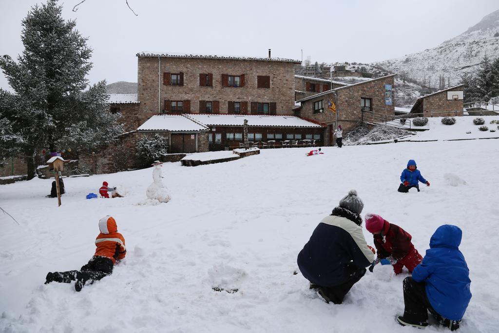 La Closa Vandrarhem Castellar De N'Hug Exteriör bild